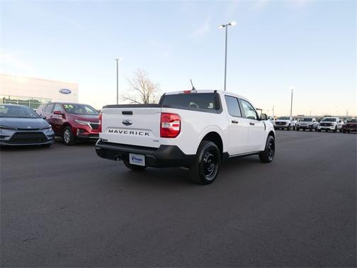 2022 Ford Maverick XL