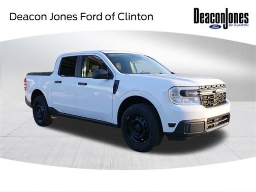 2022 Ford Maverick XL