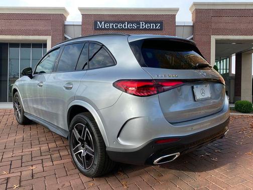 2025 Mercedes-Benz GLC 300 4MATIC