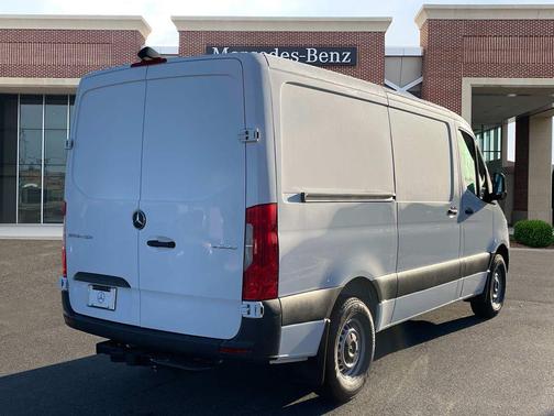 2025 Mercedes-Benz Sprinter 2500 Standard Roof