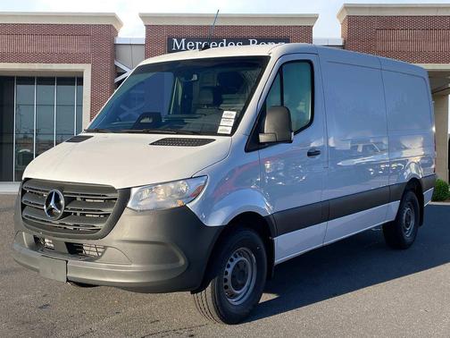 2025 Mercedes-Benz Sprinter 2500 Standard Roof