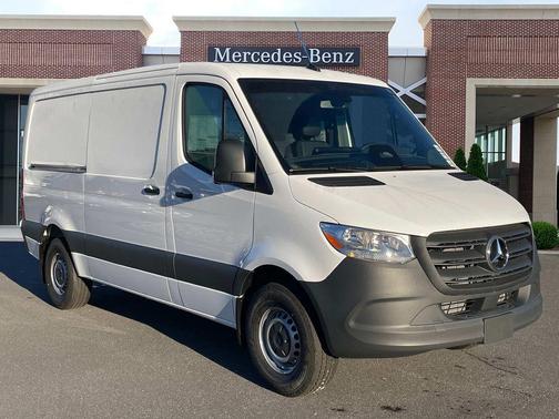 2025 Mercedes-Benz Sprinter 2500 Standard Roof
