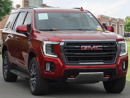 2024 GMC Yukon 4WD AT4