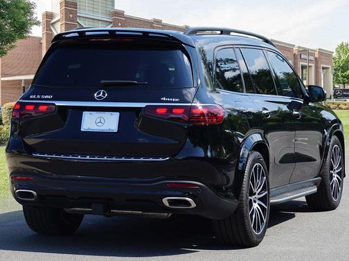2025 Mercedes-Benz GLS 580 4MATIC