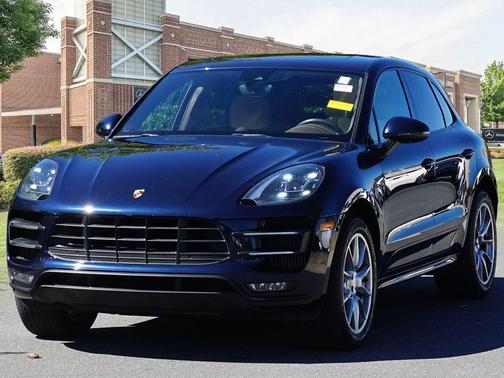 2018 Porsche Macan Turbo