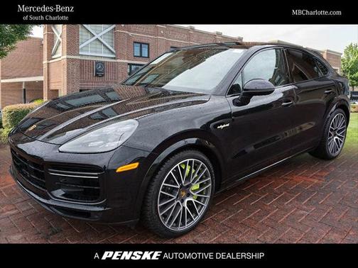 2022 Porsche Cayenne E-Hybrid S