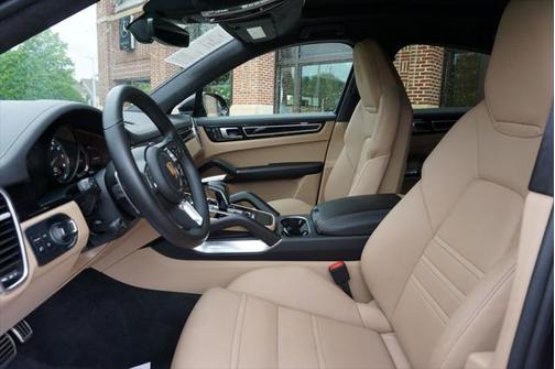 2022 Porsche Cayenne E-Hybrid S