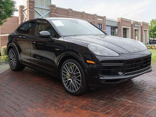 2022 Porsche Cayenne E-Hybrid S