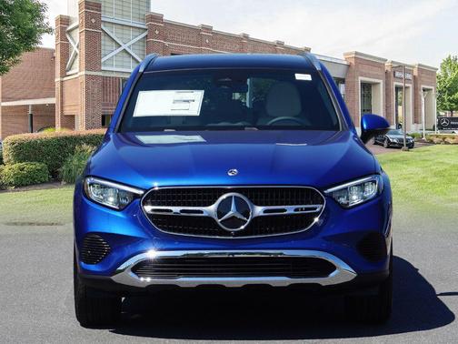 2026 Mercedes-Benz GLC 300 Base
