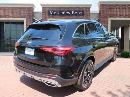 2024 Mercedes-Benz GLC 300 Base
