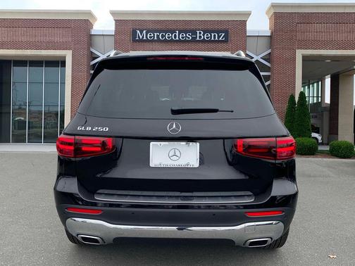 2025 Mercedes-Benz GLB 250 Base