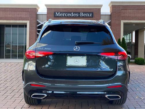 2025 Mercedes-Benz GLC 300 Base