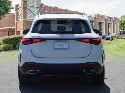 2026 Mercedes-Benz GLC 300 Base