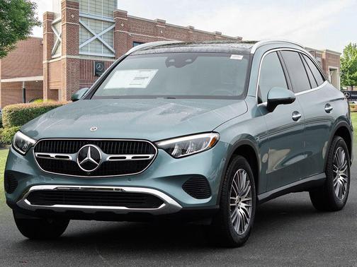 2026 Mercedes-Benz GLC 300 4MATIC