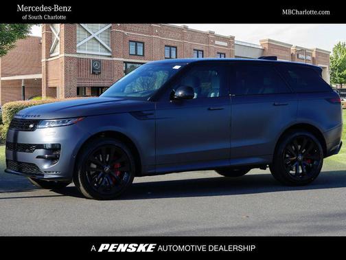 2025 Land Rover Range Rover Sport SE