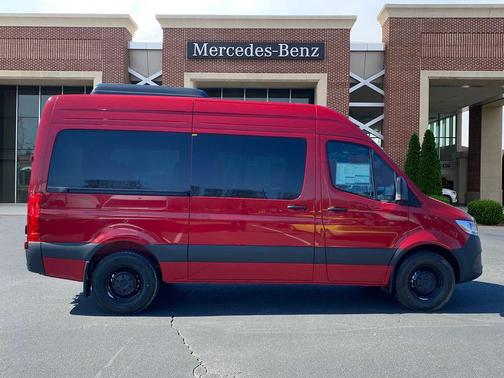 2025 Mercedes-Benz Sprinter 2500 Standard Roof
