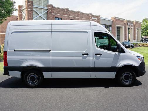 2025 Mercedes-Benz Sprinter 2500 Standard Roof