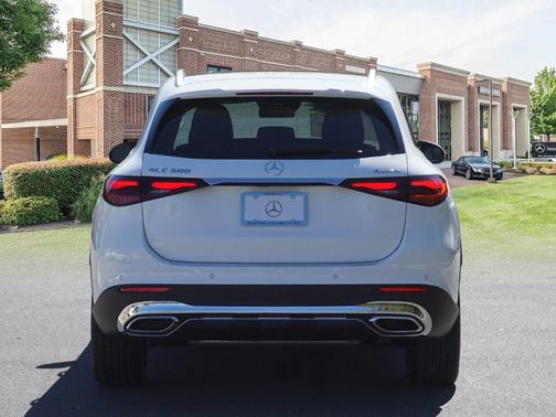 2026 Mercedes-Benz GLC 300 4MATIC