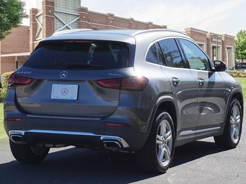 2021 Mercedes-Benz GLA 250 Base 4MATIC