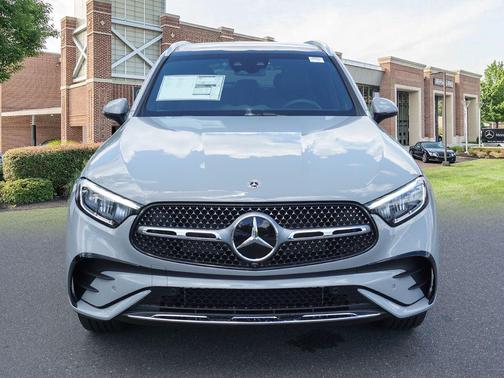2025 Mercedes-Benz GLC 300 4MATIC