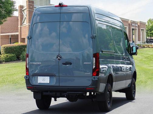2025 Mercedes-Benz Sprinter 2500 Standard Roof