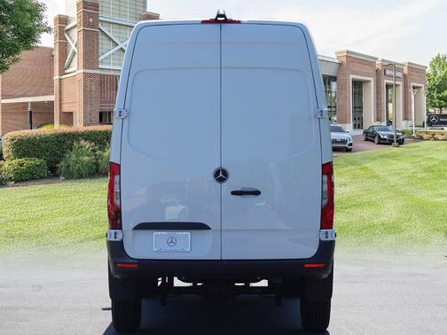 2024 Mercedes-Benz Sprinter 2500 Cargo 144 WB