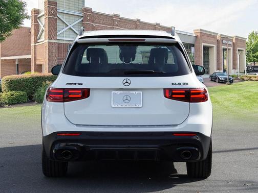 2026 Mercedes-Benz AMG GLB 35 4MATIC