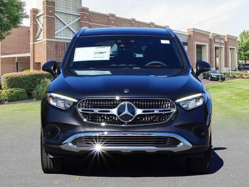 2026 Mercedes-Benz GLC 300 4MATIC