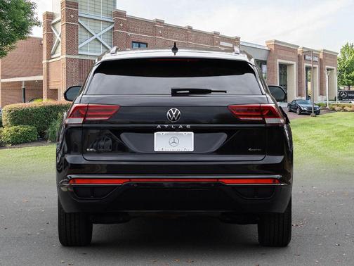 2023 Volkswagen Atlas Cross Sport 2.0T SEL