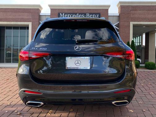 2025 Mercedes-Benz GLC 300 Base