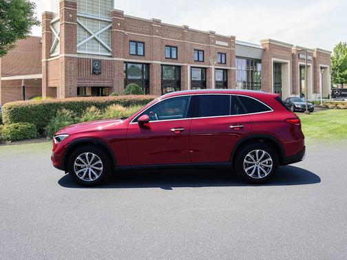 2025 Mercedes-Benz GLC 300 4MATIC