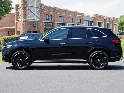 2025 Mercedes-Benz GLC 300 4MATIC