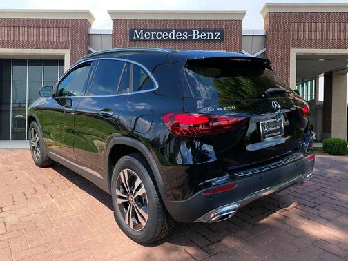 2025 Mercedes-Benz GLA 250 4MATIC