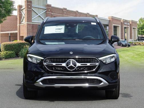 2026 Mercedes-Benz GLC 300 Base