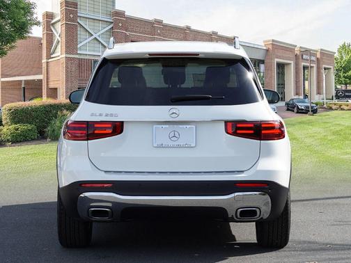 2026 Mercedes-Benz GLB 250 Base