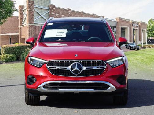 2026 Mercedes-Benz GLC 300 4MATIC