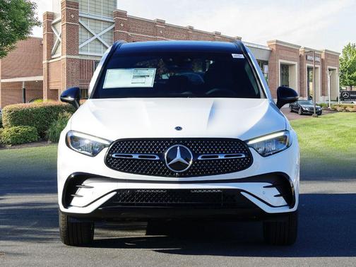 2026 Mercedes-Benz GLC 300 4MATIC