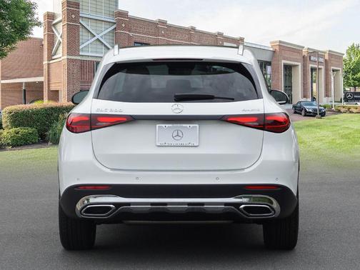 2026 Mercedes-Benz GLC 300 4MATIC