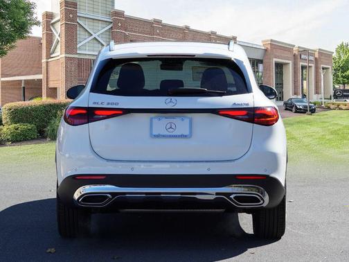 2026 Mercedes-Benz GLC 300 4MATIC