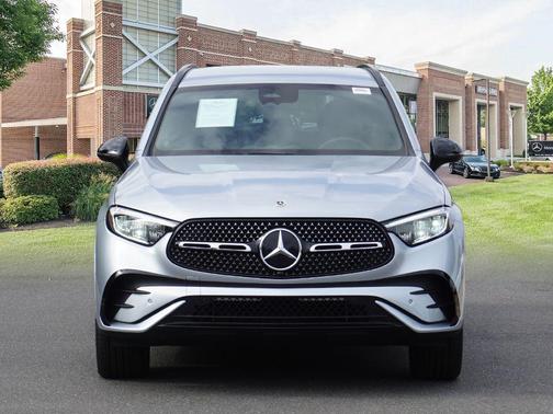 2025 Mercedes-Benz GLC 300 4MATIC