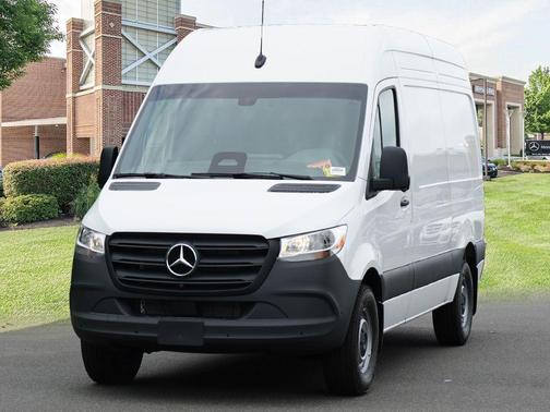 2025 Mercedes-Benz Sprinter 2500 Standard Roof