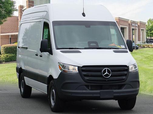 2025 Mercedes-Benz Sprinter 2500 Standard Roof