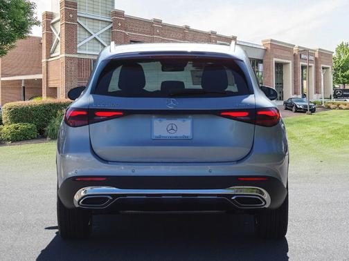2026 Mercedes-Benz GLC 300 4MATIC