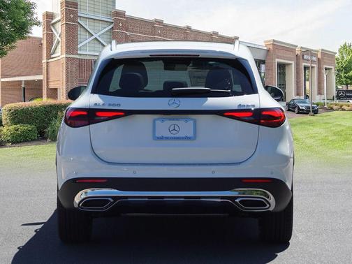 2026 Mercedes-Benz GLC 300 4MATIC