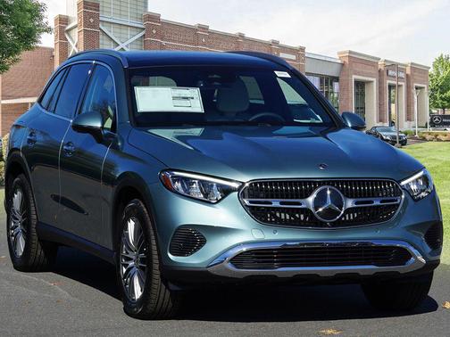 2026 Mercedes-Benz GLC 300 Base