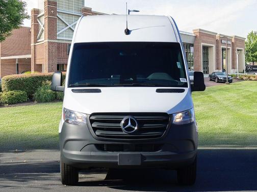 2025 Mercedes-Benz Sprinter 2500 High Roof