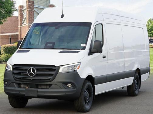 2026 Mercedes-Benz Sprinter 2500 High Roof