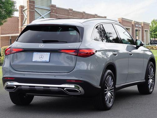 2026 Mercedes-Benz GLC 300 4MATIC