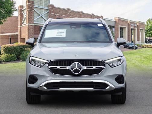 2026 Mercedes-Benz GLC 300 4MATIC