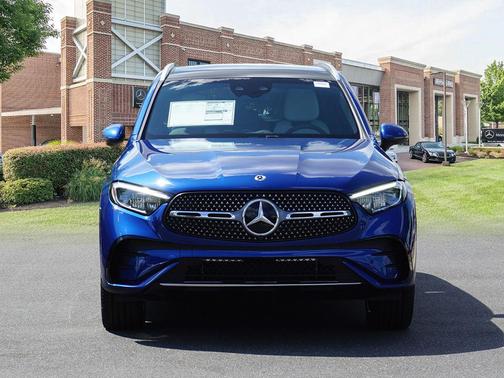 2025 Mercedes-Benz GLC 350e Base